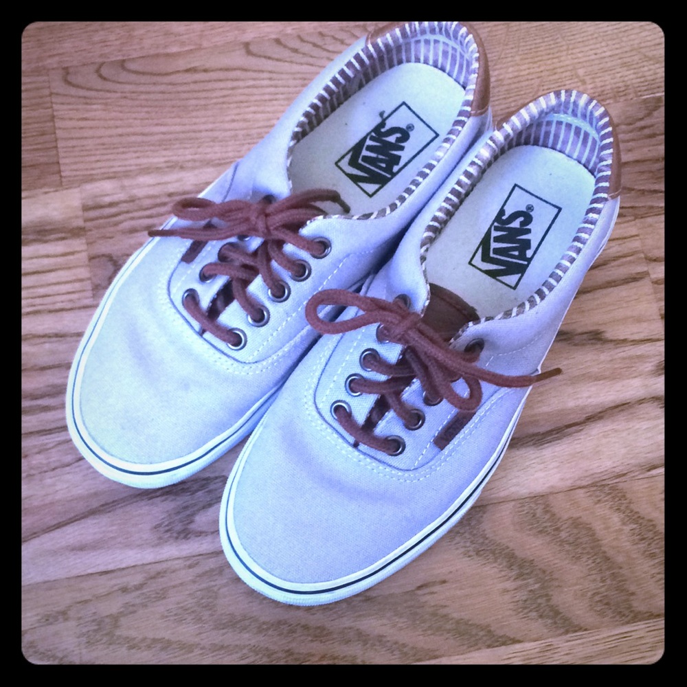 Vans  |  canvas shoes
